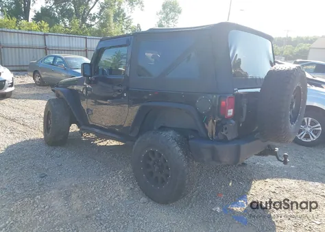 2013 Jeep Wrangler Sport z USA, uszkodzony, nr VIN 1C4AJWAG1DL701635